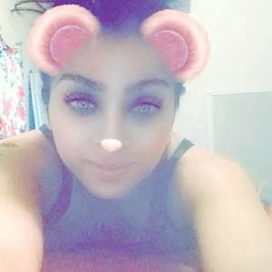 Meet your Posher, April